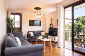Home2Book Design & Luminous Apt Santa Cruz Center